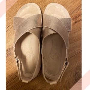 clarks tri chloe sandals